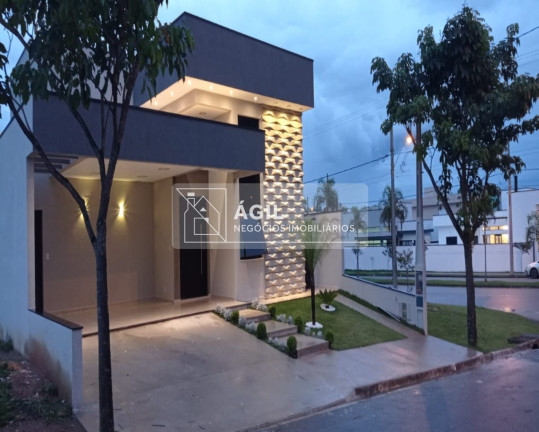 Imagem Casa com 3 Quartos à Venda, 300 m² em Condomínio Terras Do Vale - Caçapava Imagem Casa com 3 Quartos à Venda, 300 m² em Condomínio Terras Do Vale - Caçapava