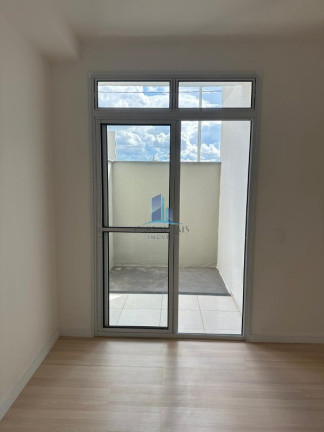 Imagem Imóvel com 3 Quartos à Venda, 60 m² em Colonial - Contagem Imagem Imóvel com 3 Quartos à Venda, 60 m² em Colonial - Contagem