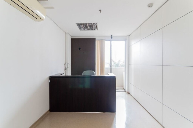 Sala Comercial à Venda, 37 m² em Vila Mariana - São Paulo