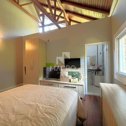 Imagem Casa com 3 Quartos à Venda, 392 m² em Jaraguá 99 - Jaraguá Do Sul Imagem Casa com 3 Quartos à Venda, 392 m² em Jaraguá 99 - Jaraguá Do Sul