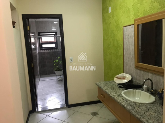 Imagem Casa com 3 Quartos à Venda, 280 m² em Centro - Porto Belo Imagem Casa com 3 Quartos à Venda, 280 m² em Centro - Porto Belo