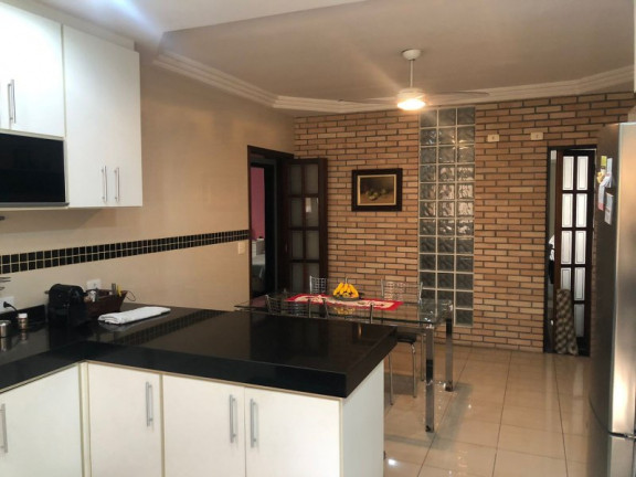 Imagem Casa com 3 Quartos à Venda, 150 m² em Vila Melliani - Guarulhos