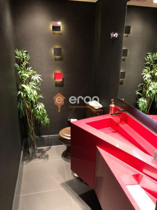 Apartamento com 3 Quartos à Venda, 158 m²