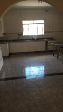Imagem Casa com 3 Quartos à Venda, 200 m² em Jardim Kennedy - Poços De Caldas Imagem Casa com 3 Quartos à Venda, 200 m² em Jardim Kennedy - Poços De Caldas