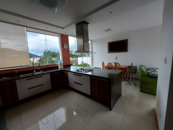 Imagem Casa com 3 Quartos à Venda, 260 m² em Jardim Cascata - Teresópolis Imagem Casa com 3 Quartos à Venda, 260 m² em Jardim Cascata - Teresópolis