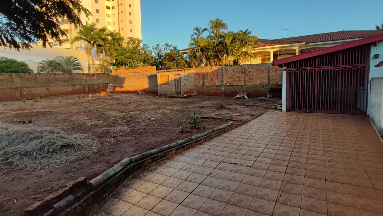 Imagem Terreno à Venda, 720 m² em Monte Castelo - Campo Grande