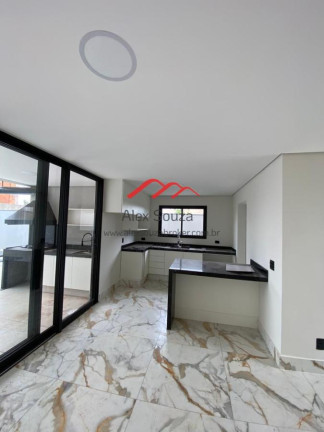 Imagem Casa com 3 Quartos à Venda, 180 m² em Jardim Planalto