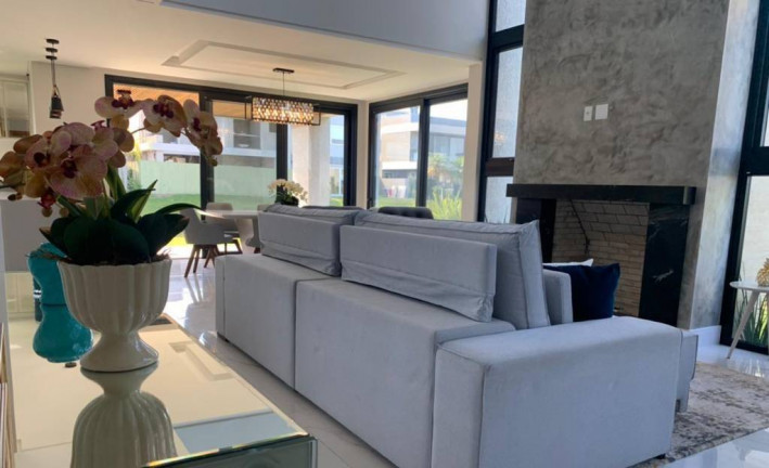 Imagem Casa de Condomínio com 4 Quartos à Venda, 250 m² em Parque Antártica - Capão Da Canoa Imagem Casa de Condomínio com 4 Quartos à Venda, 250 m² em Parque Antártica - Capão Da Canoa