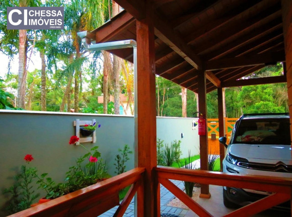 Imagem Chácara com 6 Quartos à Venda, 450 m² em Mariscal - Bombinhas Imagem Chácara com 6 Quartos à Venda, 450 m² em Mariscal - Bombinhas