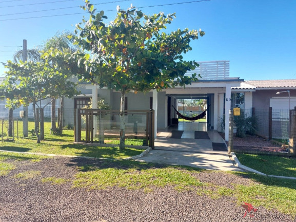Casa com 2 Quartos à Venda, 130 m² em Praia Itapeva - Torres