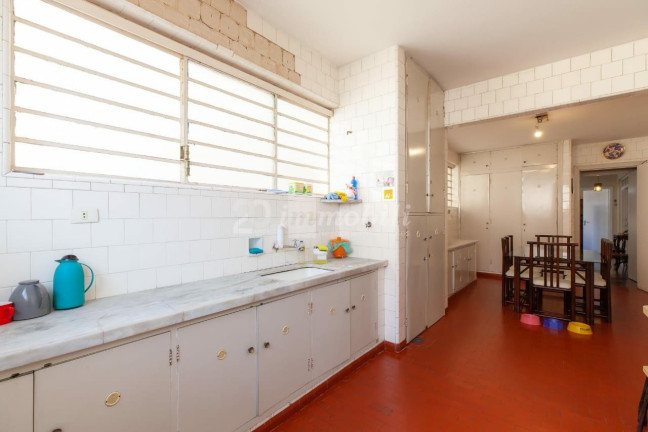 Imagem Casa com 4 Quartos à Venda, 280 m² em Pacaembu - São Paulo Imagem Casa com 4 Quartos à Venda, 280 m² em Pacaembu - São Paulo
