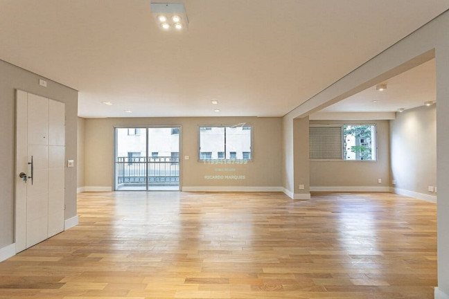 Imagem Apartamento com 2 Quartos à Venda, 161 m² em Moema - São Paulo