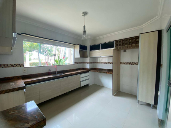 Imagem Casa com 5 Quartos para Alugar, em Outeiro Da Glória - Porto Seguro Imagem Casa com 5 Quartos para Alugar, em Outeiro Da Glória - Porto Seguro