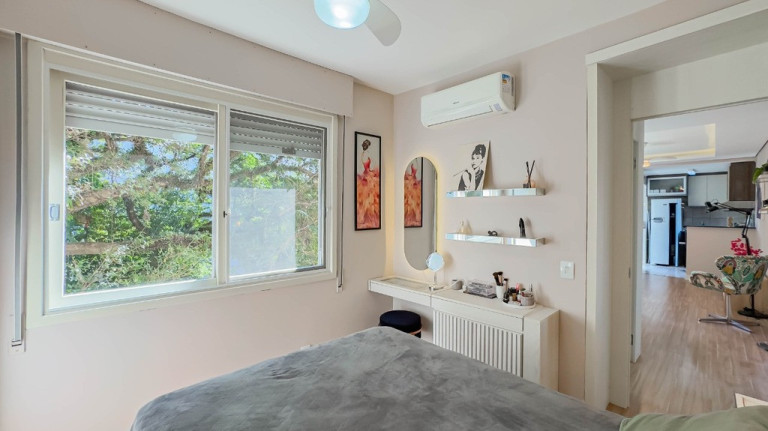 Imagem Apartamento com 1 Quarto à Venda, 43 m² em Passo Da Areia - Porto Alegre Imagem Apartamento com 1 Quarto à Venda, 43 m² em Passo Da Areia - Porto Alegre