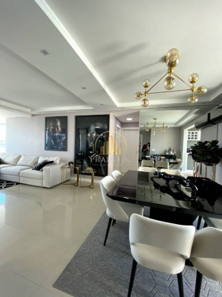 Imagem Apartamento com 3 Quartos à Venda, 140 m² em Pioneiros - Balneário Camboriú