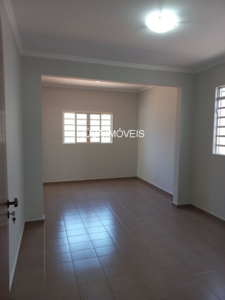 Imagem Casa com 3 Quartos à Venda, em Independência - Ribeirão Preto Imagem Casa com 3 Quartos à Venda, em Independência - Ribeirão Preto