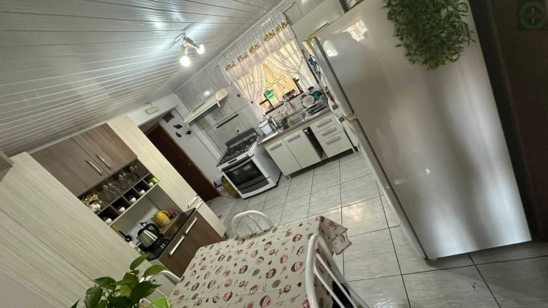 Imagem Casa com 3 Quartos à Venda, 130 m² em Contorno - Ponta Grossa Imagem Casa com 3 Quartos à Venda, 130 m² em Contorno - Ponta Grossa