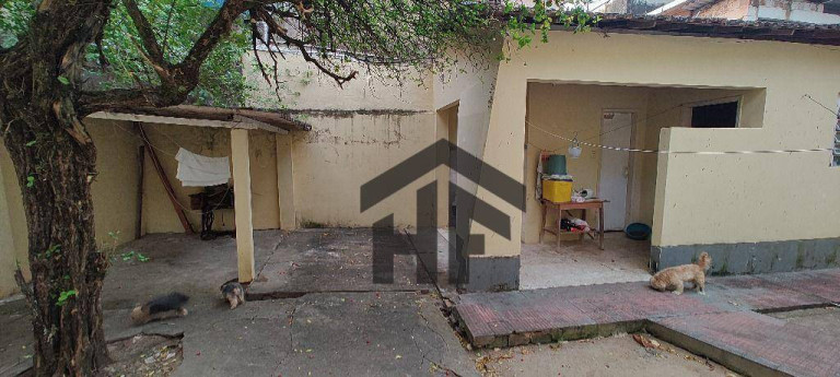 Imagem Casa com 4 Quartos à Venda, 225 m² em Casa Amarela - Recife Imagem Casa com 4 Quartos à Venda, 225 m² em Casa Amarela - Recife