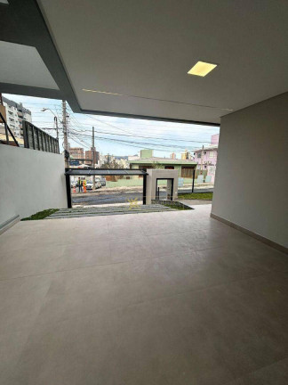 Imagem Casa com 3 Quartos à Venda, 177 m² em Estreito - Florianópolis Imagem Casa com 3 Quartos à Venda, 177 m² em Estreito - Florianópolis