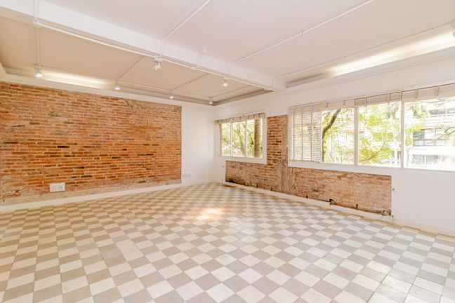 Imagem Apartamento com 2 Quartos à Venda, 220 m² em Moinhos De Vento - Porto Alegre Imagem Apartamento com 2 Quartos à Venda, 220 m² em Moinhos De Vento - Porto Alegre