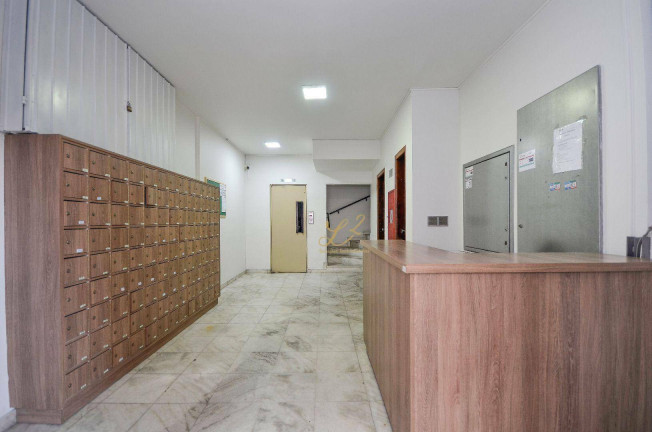 Imagem Kitnet com 1 Quarto à Venda, 21 m² em Centro - Curitiba Imagem Kitnet com 1 Quarto à Venda, 21 m² em Centro - Curitiba