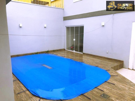 Imagem Casa com 4 Quartos à Venda, 242 m² em Centro - Pelotas Imagem Casa com 4 Quartos à Venda, 242 m² em Centro - Pelotas