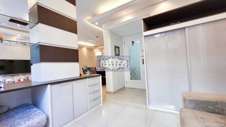 Imagem Apartamento com 3 Quartos à Venda, 140 m² em Copacabana - Rio De Janeiro Imagem Apartamento com 3 Quartos à Venda, 140 m² em Copacabana - Rio De Janeiro