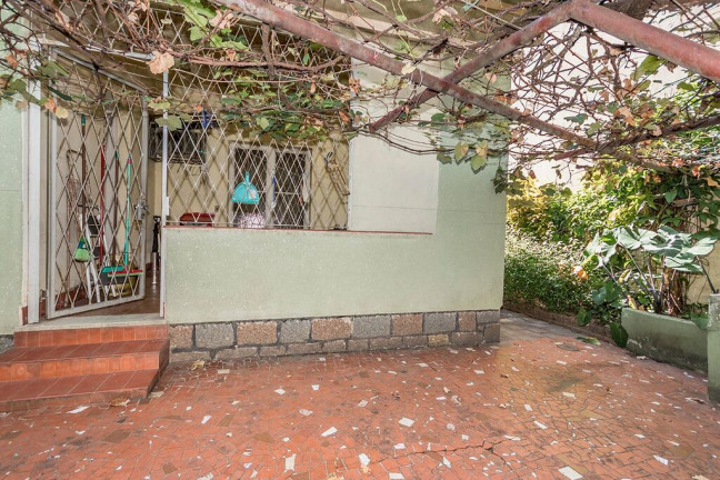 Imagem Casa com 4 Quartos à Venda, 228 m² em São Geraldo - Porto Alegre