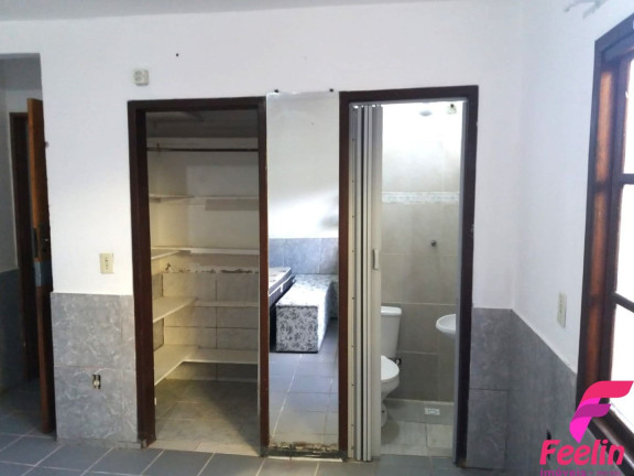 Imagem Casa com 6 Quartos à Venda, 220 m² em Ribeirão Da Ilha - Florianópolis Imagem Casa com 6 Quartos à Venda, 220 m² em Ribeirão Da Ilha - Florianópolis