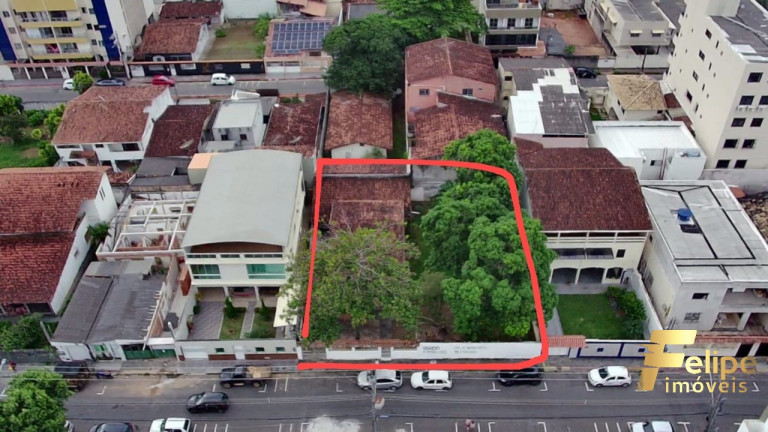 Terreno à Venda, 600 m² em Centro - Guarapari