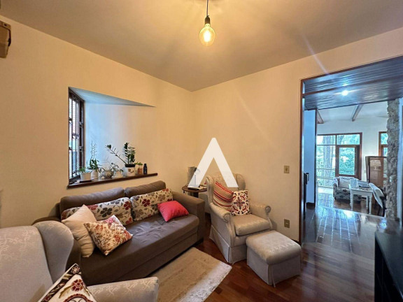Imagem Casa com 4 Quartos à Venda, 177 m² em Granja Guarani - Teresópolis Imagem Casa com 4 Quartos à Venda, 177 m² em Granja Guarani - Teresópolis