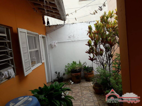 Imagem Casa com 2 Quartos à Venda, 200 m² em Centro - Jacareí Imagem Casa com 2 Quartos à Venda, 200 m² em Centro - Jacareí