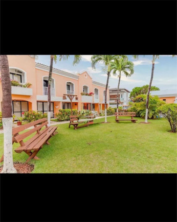 Imagem Casa com 2 Quartos à Venda, 80 m² em Guarajuba - Camaçari