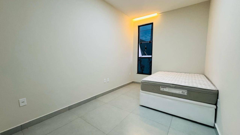 Imagem Casa com 2 Quartos à Venda, 60 m² em Jardim Peró - Cabo Frio