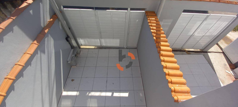 Imagem Casa com 2 Quartos à Venda, 87 m² em Comendador Soares - Nova Iguaçu
