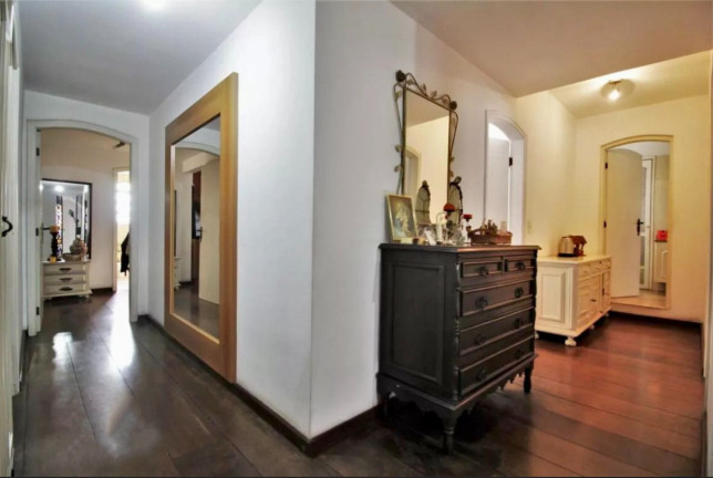 Imagem Casa com 6 Quartos à Venda, 600 m² em Jardim Guedala - São Paulo Imagem Casa com 6 Quartos à Venda, 600 m² em Jardim Guedala - São Paulo