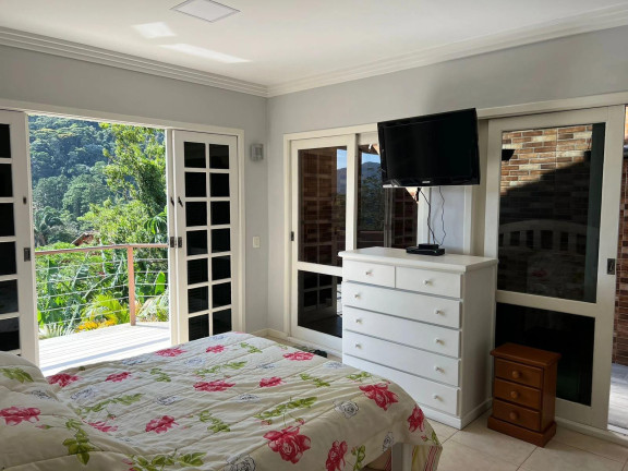 Imagem Casa com 6 Quartos à Venda, 310 m² em Carlos Guinle - Teresópolis