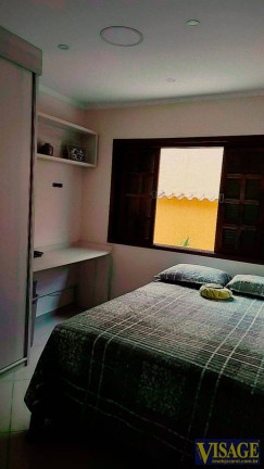 Imagem Casa com 3 Quartos à Venda, em Centro - Jacareí Imagem Casa com 3 Quartos à Venda, em Centro - Jacareí