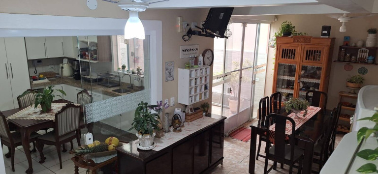 Imagem Casa com 3 Quartos à Venda, 155 m² em Centro - Peruíbe Imagem Casa com 3 Quartos à Venda, 155 m² em Centro - Peruíbe