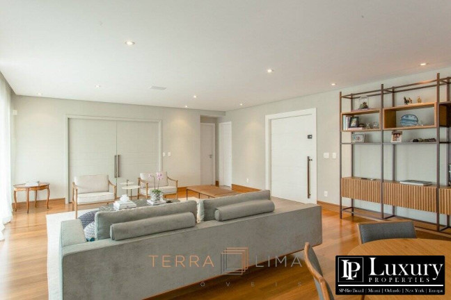 Imagem Apartamento com 3 Quartos à Venda, 311 m² em Vila Nova Conceição - São Paulo
