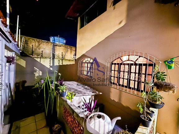 Imagem Casa com 4 Quartos à Venda, 210 m² em Maruípe - Vitória Imagem Casa com 4 Quartos à Venda, 210 m² em Maruípe - Vitória