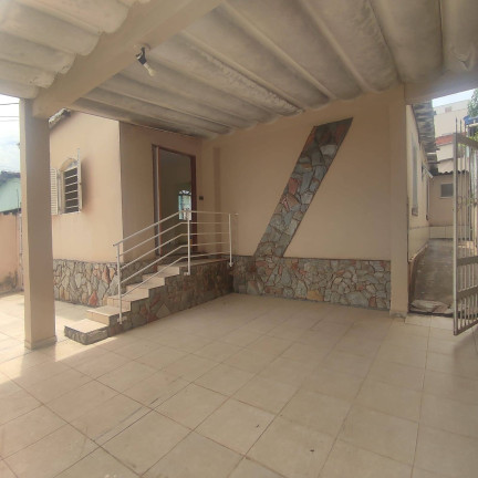 Imagem Casa com 3 Quartos para Alugar, 150 m² em São Lourenço - Anápolis Imagem Casa com 3 Quartos para Alugar, 150 m² em São Lourenço - Anápolis
