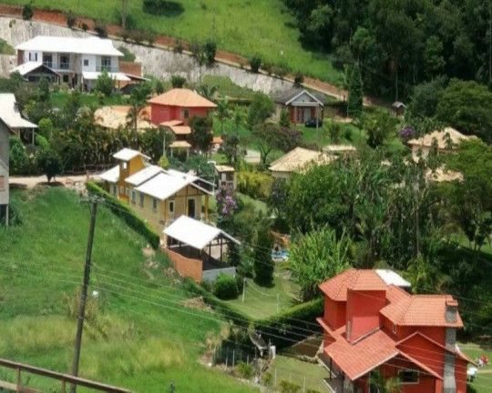 Imagem Casa com 3 Quartos à Venda, 300 m² em Sebastiana - Teresópolis Imagem Casa com 3 Quartos à Venda, 300 m² em Sebastiana - Teresópolis