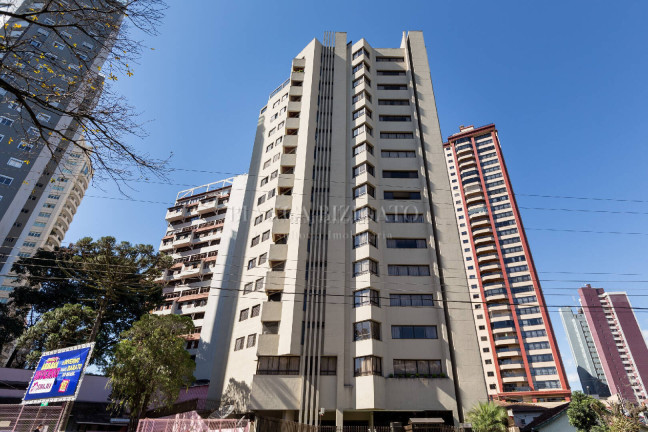 Apartamento com 4 Quartos à Venda, 230 m² em Cabral - Curitiba