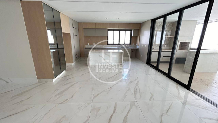 Imagem Casa de Condomínio com 5 Quartos à Venda, 447 m² em Alphaville Flamboyant Residencial Araguaia - Goiânia Imagem Casa de Condomínio com 5 Quartos à Venda, 447 m² em Alphaville Flamboyant Residencial Araguaia - Goiânia
