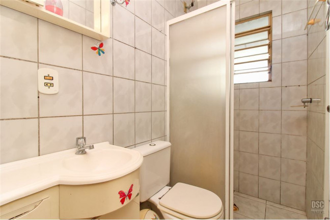 Imagem Casa com 2 Quartos à Venda, em Vila Nova - Porto Alegre Imagem Casa com 2 Quartos à Venda, em Vila Nova - Porto Alegre
