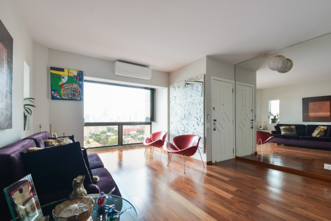 Apartamento com 2 Quartos à Venda, 151 m² em Vila Nova Conceição - São Paulo
