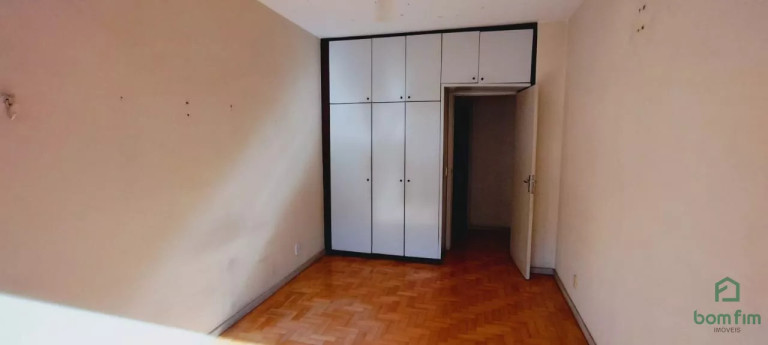 Imagem Apartamento com 3 Quartos à Venda, 110 m² em Centro Histórico - Porto Alegre Imagem Apartamento com 3 Quartos à Venda, 110 m² em Centro Histórico - Porto Alegre