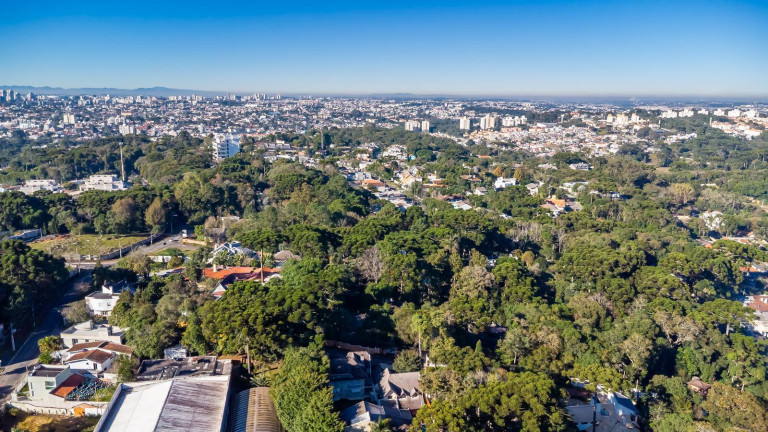 Imagem Terreno à Venda, 1.294 m² em Mossunguê - Curitiba Imagem Terreno à Venda, 1.294 m² em Mossunguê - Curitiba