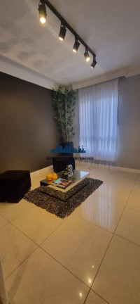 Imagem Casa com 4 Quartos à Venda, 180 m² em Tamboré - Santana De Parnaíba
